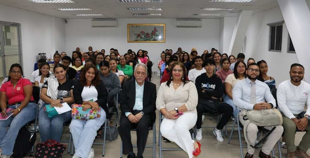 UAF inicia su programa de giras académicas en la Universidad ISAE