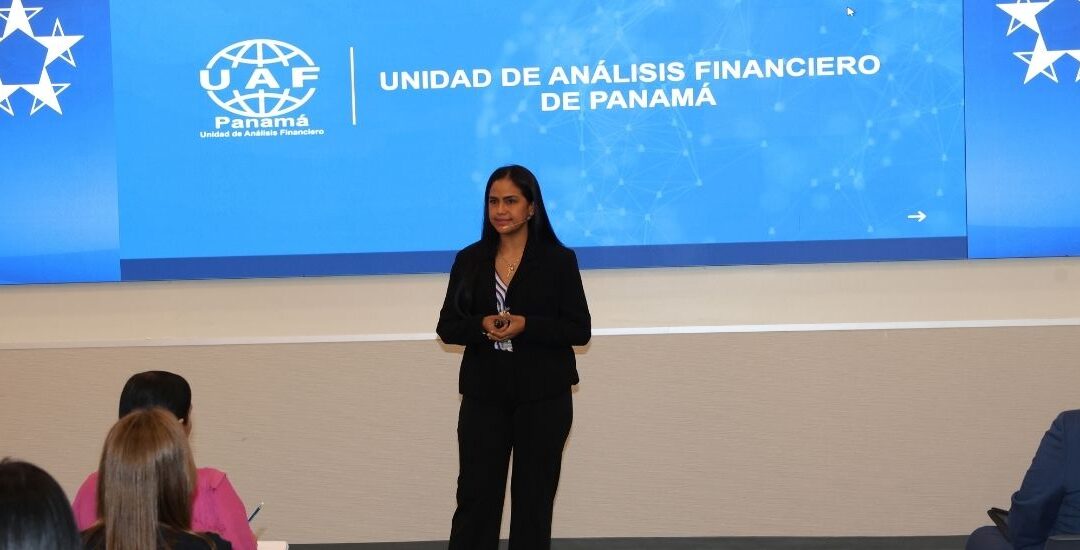 UAF realiza conversatorio con Banco General sobre buenas prácticas del ROS