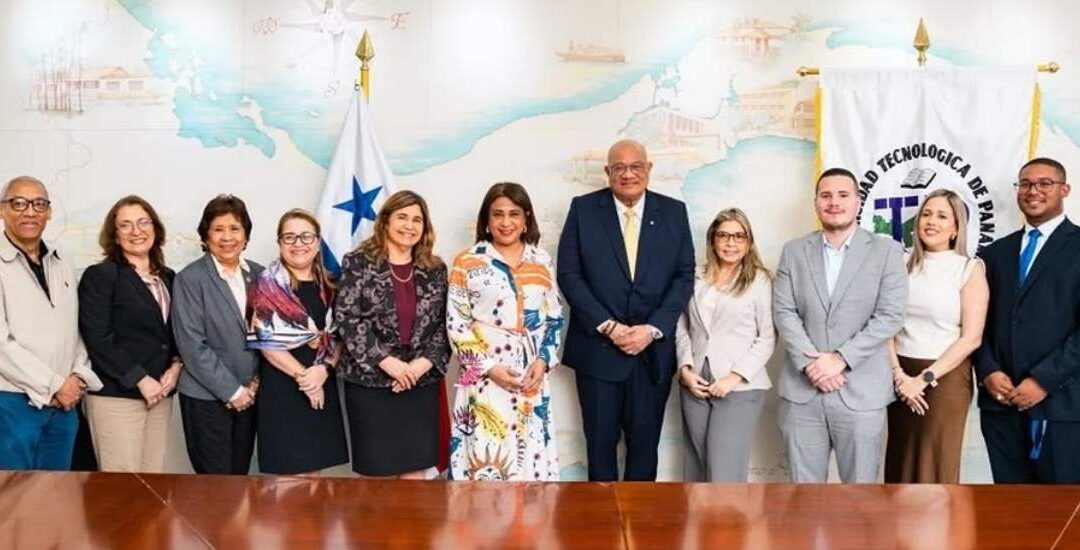 La Unidad de Análisis Financiero fortalece vínculos académicos con la Universidad Tecnológica de Panamá
