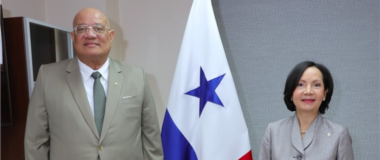 UAF Refuerza Capacitación Técnica en Materia de Seguridad y Control de Armas · Noticias · UAF